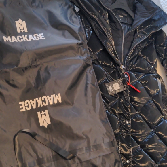 Mackage Black Puffer Coat - Picture 3 of 3